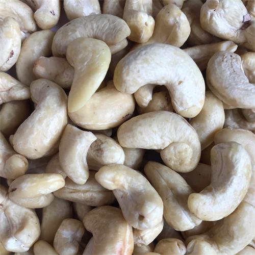 Cashewnut W-320    VIETNAM