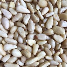 Piñones Mondados Chinos ca.650